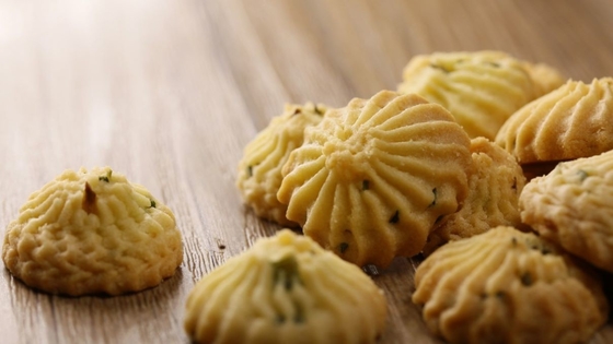 205-526-6 प्राकृतिक खाद्य पायसीकारी ग्लिसरॉल मोनोलॉरेट मोनोलॉरिन GML E471